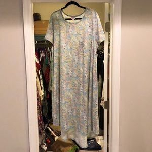 LuLaRoe Carly